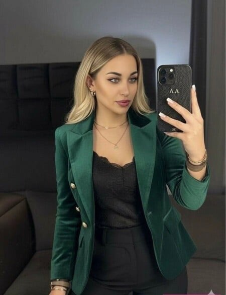 Arzu Girne escort